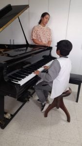 Visita educativa de la Escuela 48 al Conservatorio de Música
