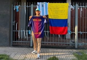 (audio) El hincha colombiano más fanático de Messi: “Representa la pasión, el nunca rendirse”