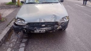Segundo de la mañana: chocaron auto y  Jeep en Belgrano y Quintana