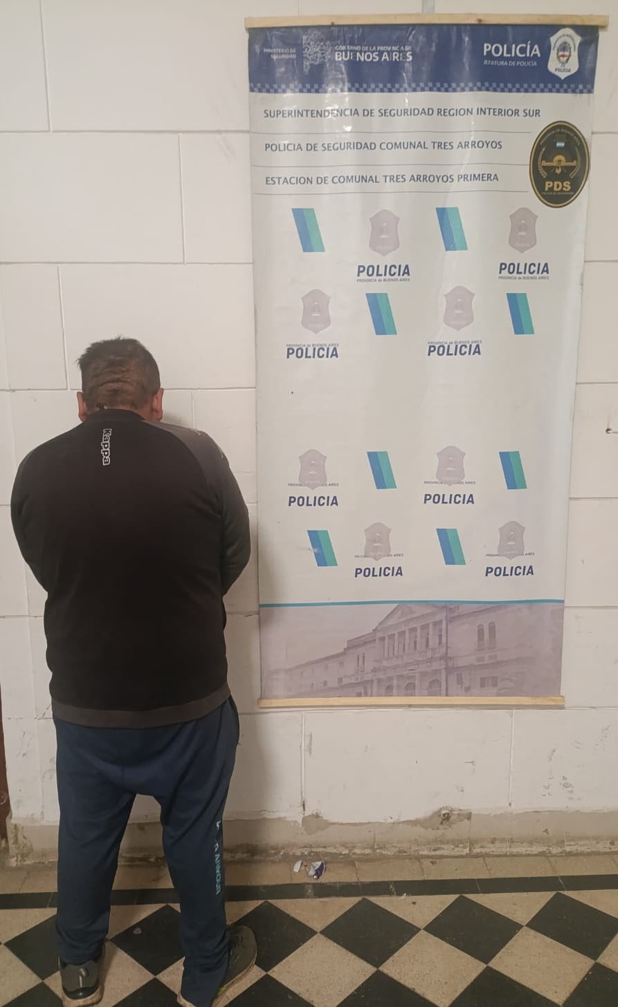 Preso por violar una restricción de acercamiento a su pareja