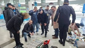 Bahía Blanca: detienen a tres boqueteros por millonario robo a distribuidora