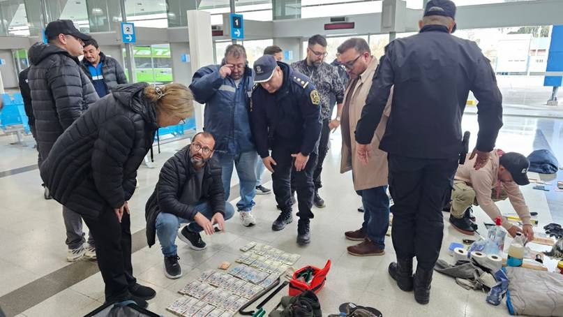 Bahía Blanca: detienen a tres boqueteros por millonario robo a distribuidora