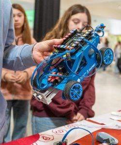 San Cayetano: Se realizó la Feria Distrital de Educación, Ciencia y Tecnología