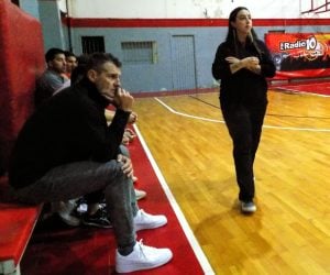 Candela Arnaldo: el buen presente del Básquet de Alumni en la voz de su entrenadora
