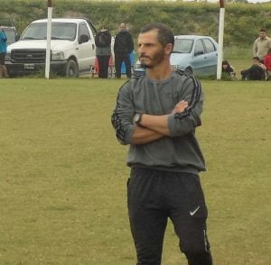 Fútbol: Argentino busca entrenador
