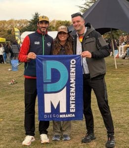 Dos podios de atletas de DM Entrenamientos en el maratón de Villa Ventana