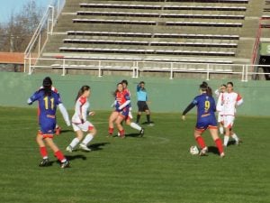 Fútbol Femenino: Ganó Huracán y sigue único puntero