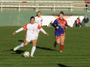 Fútbol Femenino: Ganó Huracán y sigue único puntero