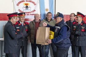 Reconocimientos, ascensos, nuevos cadetes y mucha emoción en el Cuartel de Bomberos Voluntarios