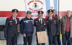 Reconocimientos, ascensos, nuevos cadetes y mucha emoción en el Cuartel de Bomberos Voluntarios