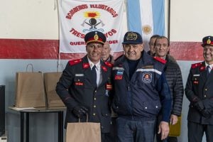 Reconocimientos, ascensos, nuevos cadetes y mucha emoción en el Cuartel de Bomberos Voluntarios