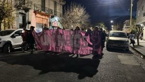 Masiva movilización:  #NiUnaMenos en Tres Arroyos  (videos)