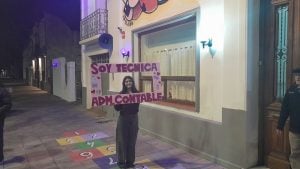 Jimena se recibió de Administrativa Contable
