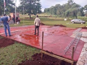 (audio)Construyen un tinglado en la Escuela “Ciudad de Tres Arroyos” de Misiones