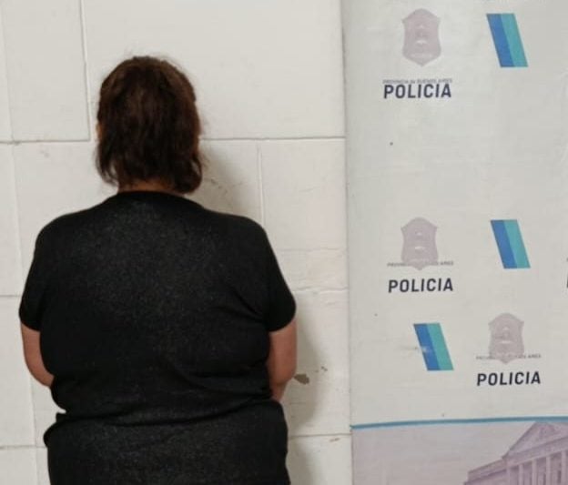 Dañó un auto por una cuestión sentimental y terminó presa