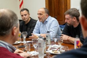 (audio)“El acuerdo con la Unión Industrial Bahiense nos permitirá estrechar nuevos lazos comerciales”, aseguró Garate