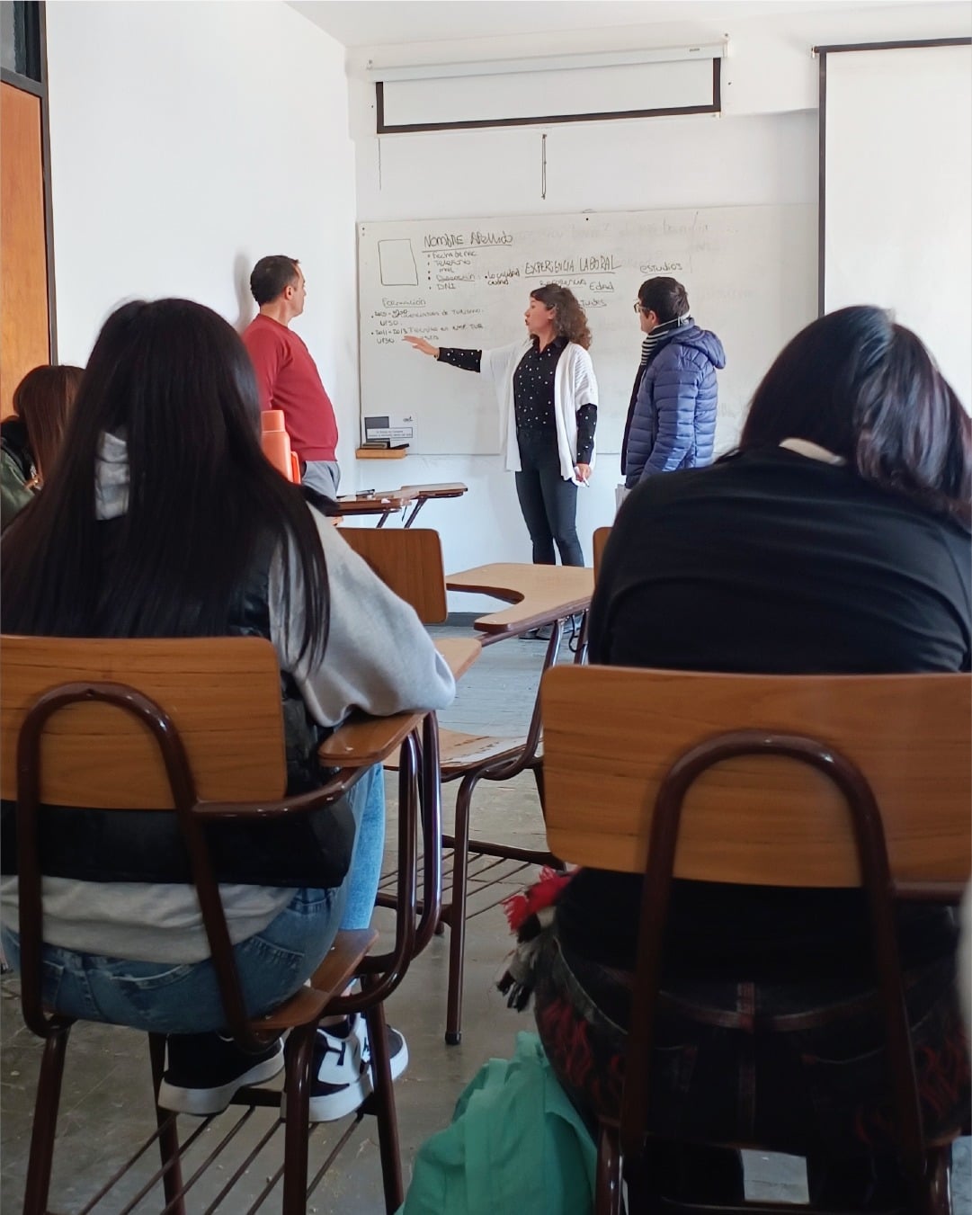 Estudiantes participaron en CRESTA de una jornada de orientación para su futuro académico y laboral