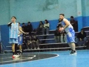Básquet Local: Club de Pelota ganó y sueña con el super cuatro