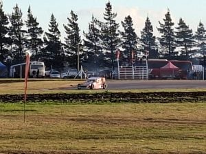 En San Cayetano comenzó el espectáculo de Automovilismo