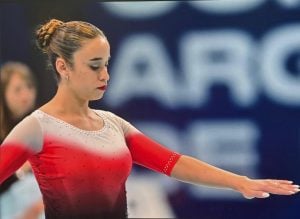 (audio) Evelyn Duca va a la Copa Orlando de patín y busca apoyo de la comunidad