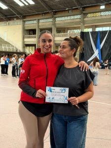 (audio) Evelyn Duca va a la Copa Orlando de patín y busca apoyo de la comunidad