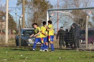 Fútbol Segunda, ganaron Agrario y Alumni. Todo se define en la última fecha