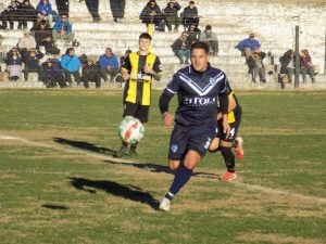 Primera, Villa Del Parque campeón del Apertura