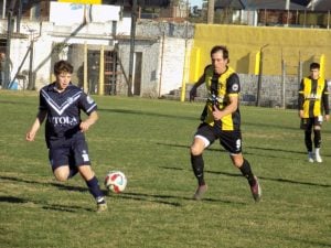 Primera, Villa Del Parque campeón del Apertura