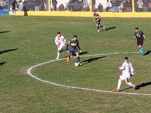 Primera, Villa Del Parque campeón del Apertura