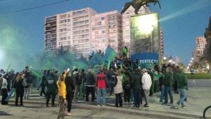 Villa campeón y la plaza San Martín se pintó de verde
