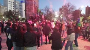 Villa campeón y la plaza San Martín se pintó de verde