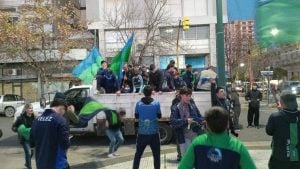 Villa campeón y la plaza San Martín se pintó de verde