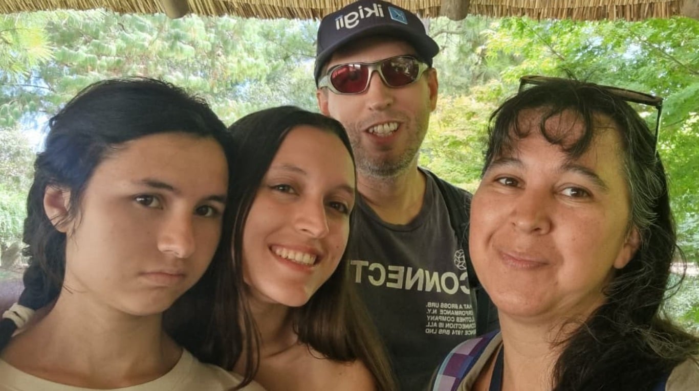 (audio) Por ayudar a su hermana con autismo creó una app que llegó al mundo