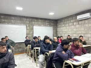 En Chaves, comenzó el Curso de Electricista Industrial en el Centro Universitario