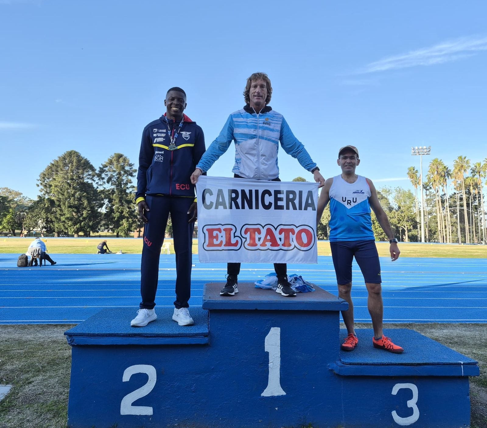 Atletismo: Saltapé ganó el Meeting internacional en Uruguay