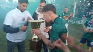 Fútbol: Olimpo ganó y Villa festejó el Apertura (video)