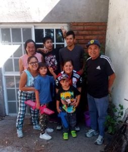 (audio) Familia Tannaka, de  Japón a Argentina a cultivar flores