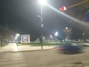 (Videos) Otra vez humo en la noche de Tres Arroyos. No viene del basural