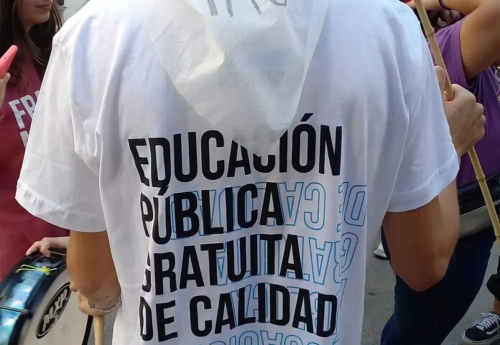 Pese a la promesa oficial, docentes universitarios pararán otra semana