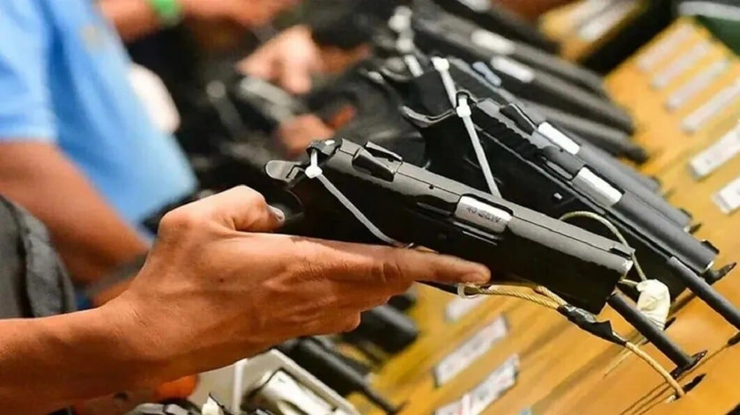 El Gobierno promulga ley para regularizar armas no registradas y amplía plan de entrega voluntaria