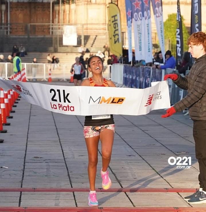 Atletismo: Volvió Constanza Garrido. Ganó los 10K de La Plata