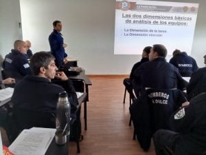 Intensa capacitación regional de Bomberos Voluntarios en Tres Arroyos (audio)