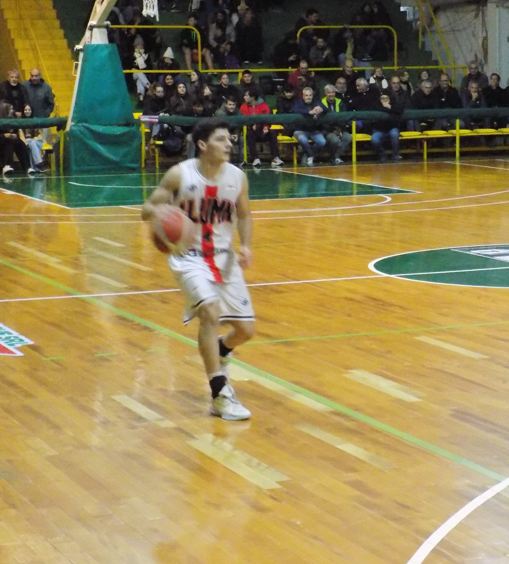 Básquet Provincial: Alumni juega en Olavarría