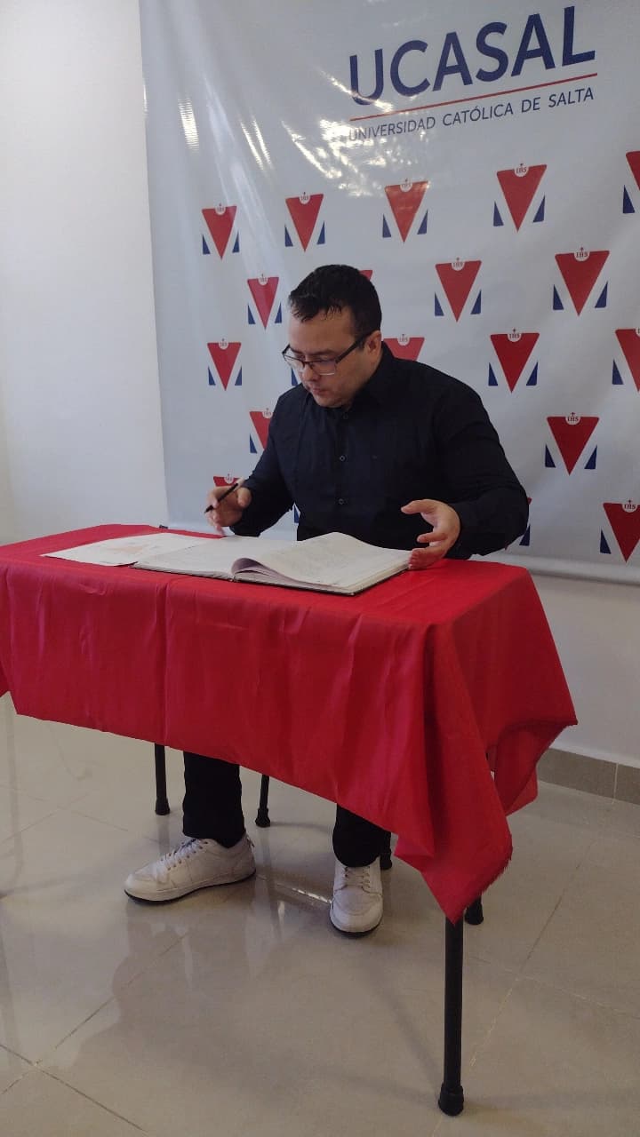 Nuevo Contador Público recibido en la UCASAL