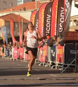 Ulises Sanguinetti: gran nivel y nuevo récord argentino en atletismo