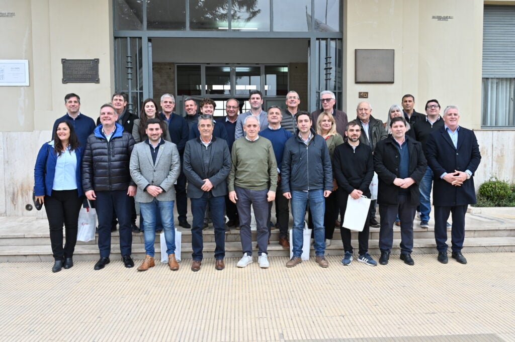 San Cayetano: Gargaglione presente en el Foro Regional de Intendentes