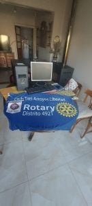 Rotary Libertad entregó una computadora a los Bomberos Voluntarios de Reta
