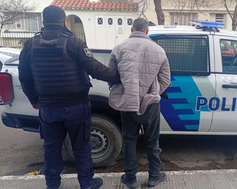 Bahía Blanca: Robó en un taller $2.800.000. Lo detuvieron en operativo cerrojo