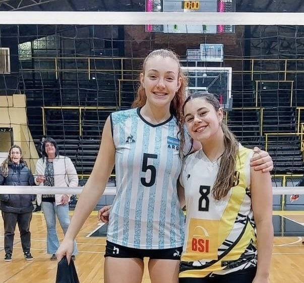 Vóley: La tresarroyense Dulce Rolón enfrentó a Las Panteritas