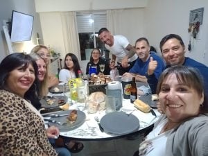 LU24 celebra la amistad con sus oyentes